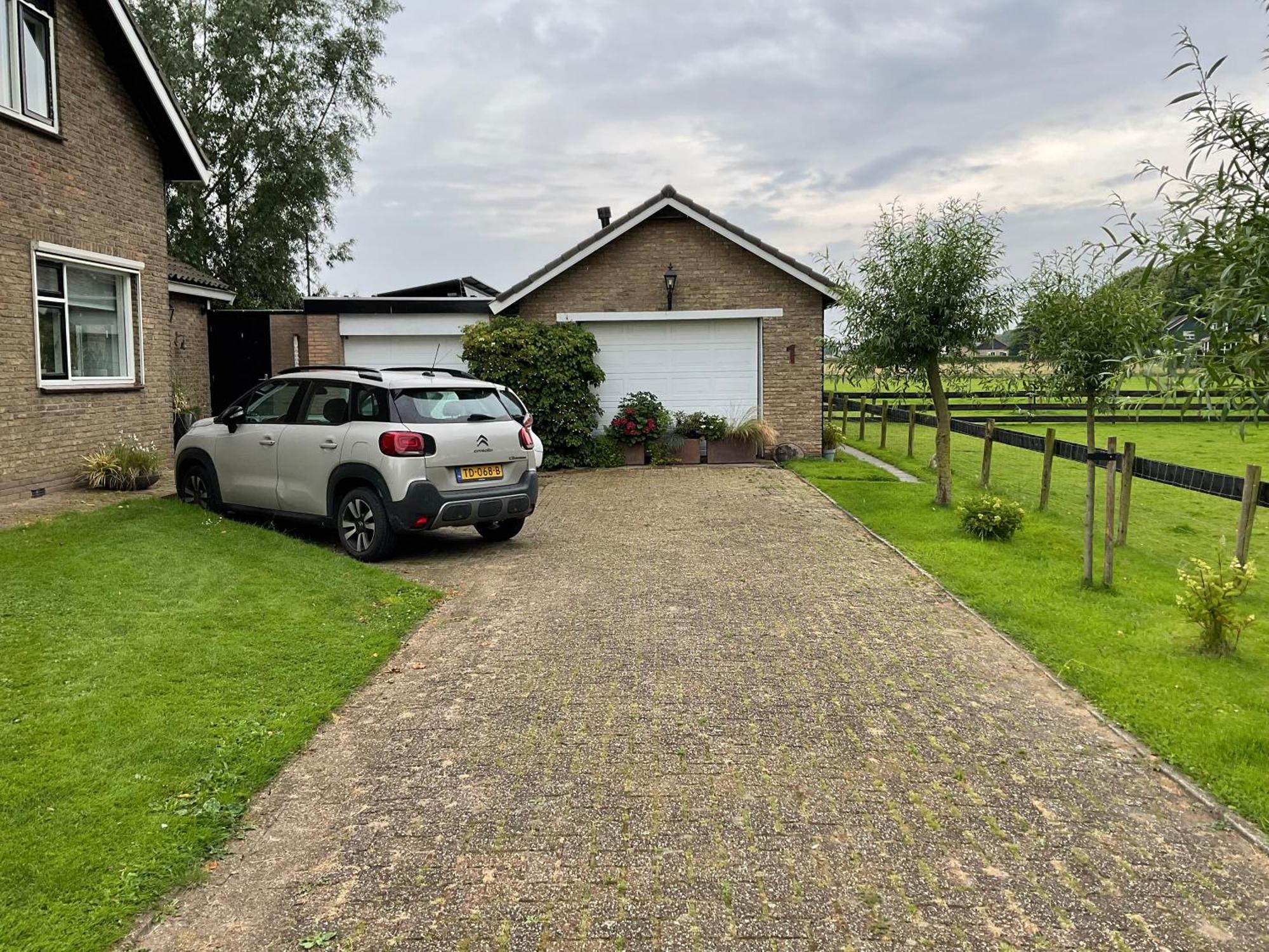 Vakantiewoning Le Garaazje 'S-Gravendeel Eksteriør bilde