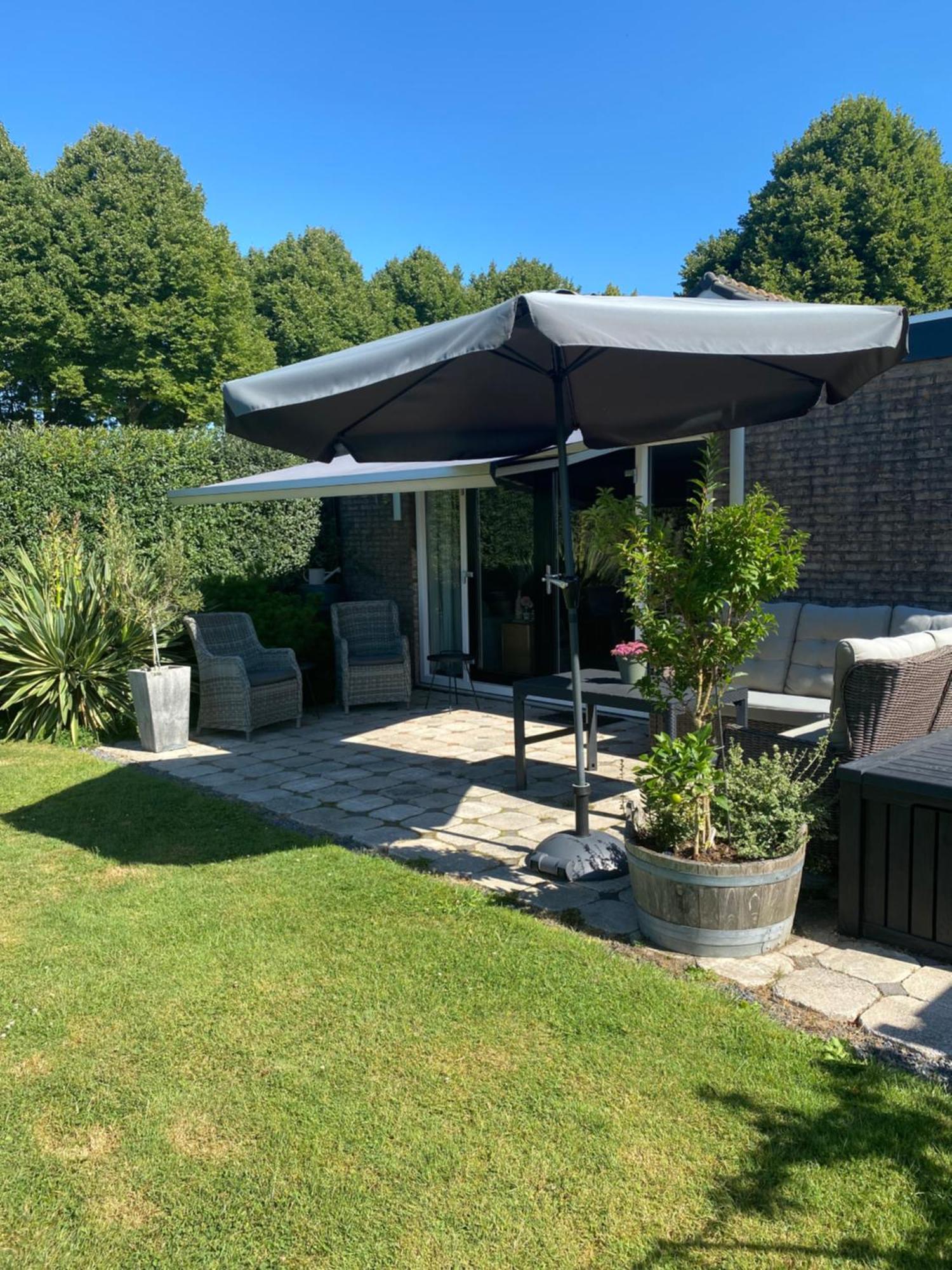 Vakantiewoning Le Garaazje 'S-Gravendeel Eksteriør bilde