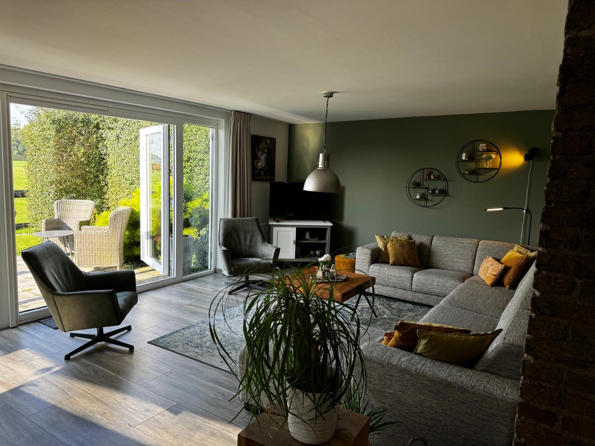 Vakantiewoning Le Garaazje 'S-Gravendeel Eksteriør bilde